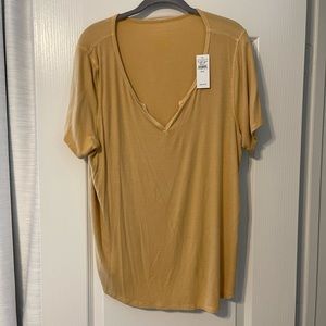 American Eagle short sleeve t shirt